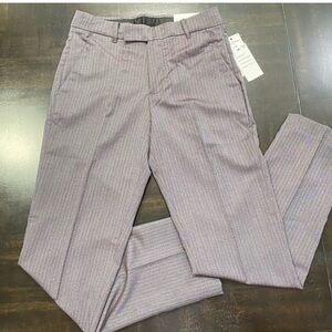 Calvin Klein Boys Flat Front Stretch Slim Fit Dress Pants Size 18
Brand New wit